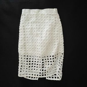 Banana Republic white cotton lace skirt